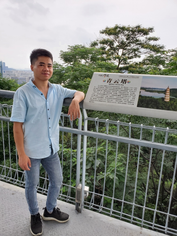 尚德的第一张照片--荆州相亲服务中心