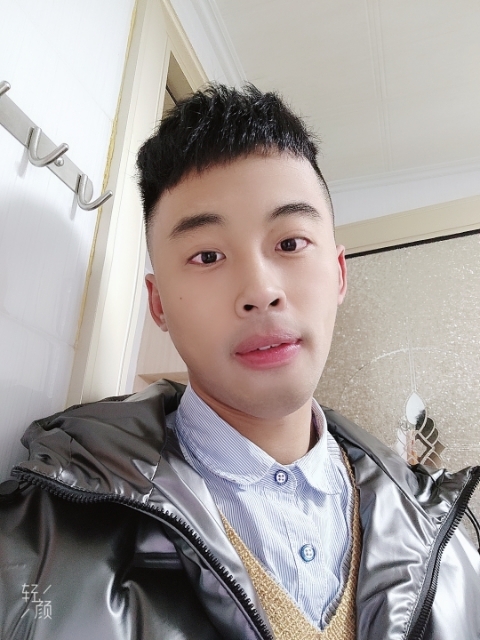 幼稚鬼的第一张照片--荆州相亲服务中心