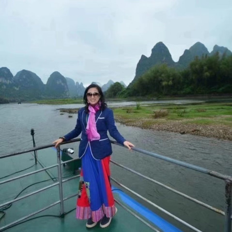 julia的第一张照片--荆州相亲服务中心