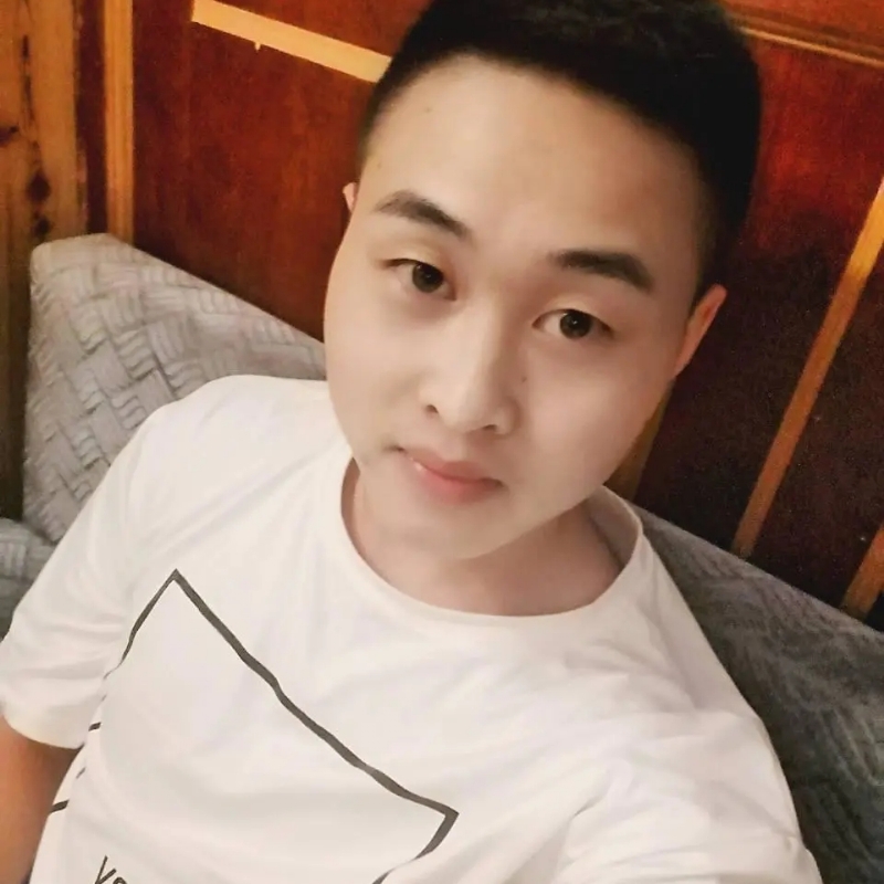 娃娃脸小爸爸的第一张照片--荆州相亲服务中心