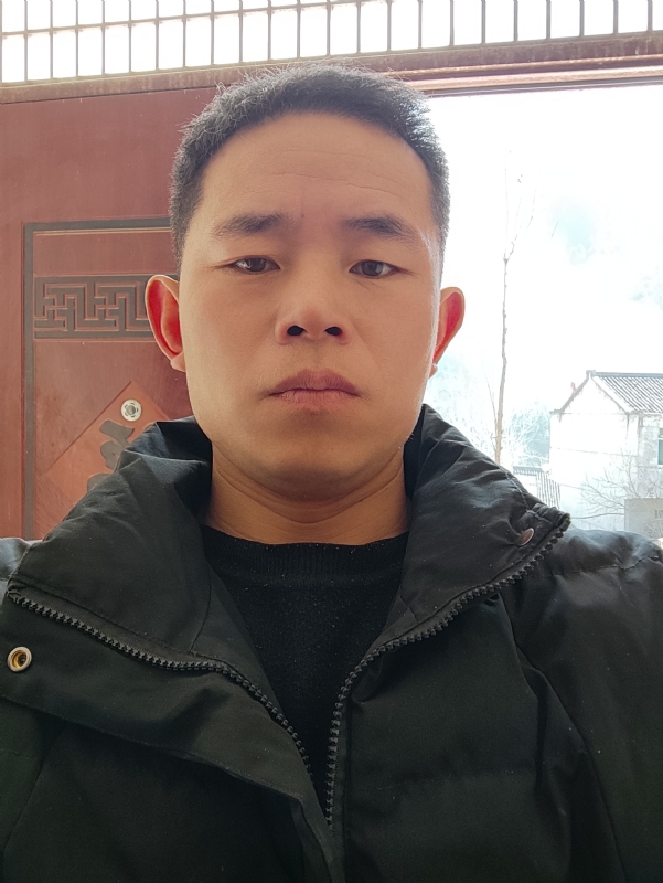 勇敢的成长的第一张照片--荆州相亲服务中心