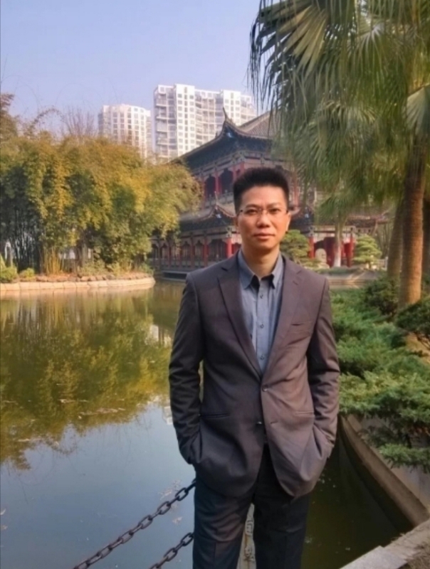 chen的第二张照片--荆州相亲服务中心