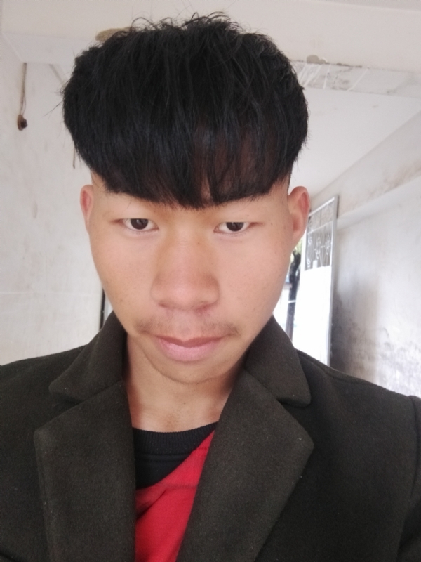 少年不在少的第一张照片--荆州相亲服务中心