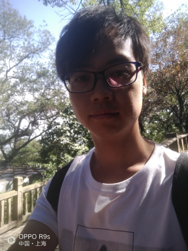 不忘旧年的第一张照片--荆州相亲服务中心