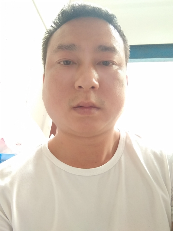 大叔的第一张照片--荆州相亲服务中心