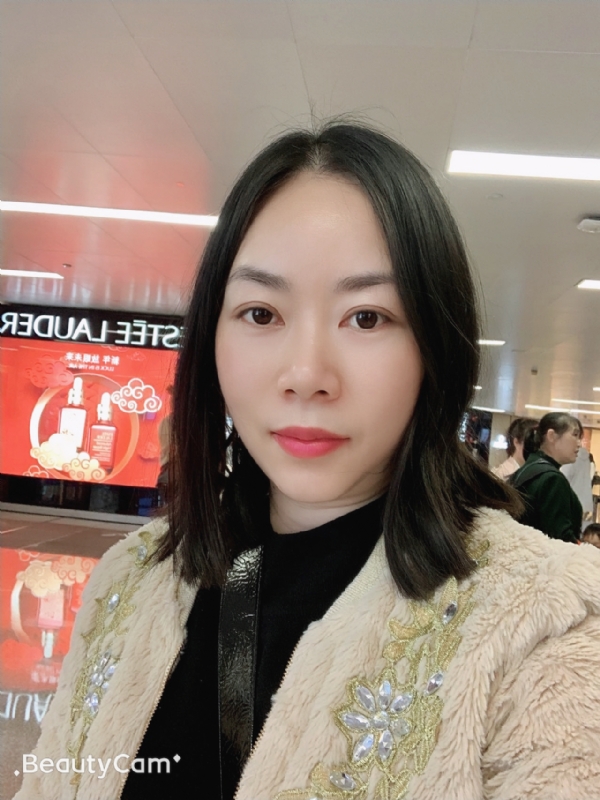 HuangXiao的第一张照片--荆州相亲服务中心