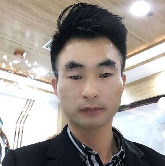 情系半生的第一张照片--荆州相亲服务中心
