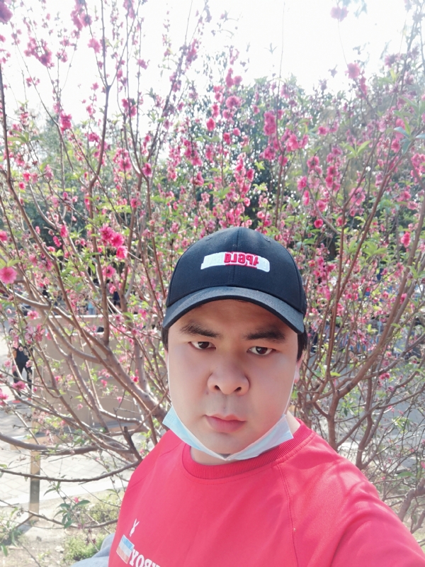 真心交友的第一张照片--荆州相亲服务中心