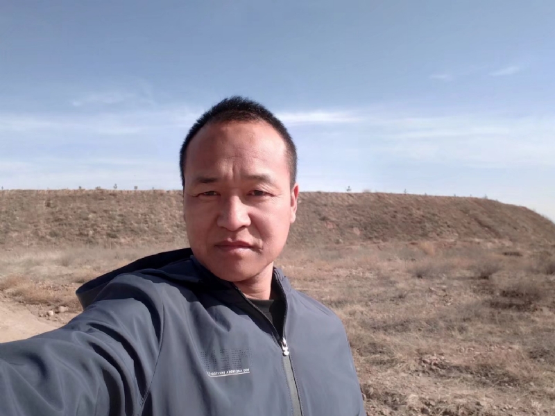 爱你不是我的第一张照片--荆州相亲服务中心