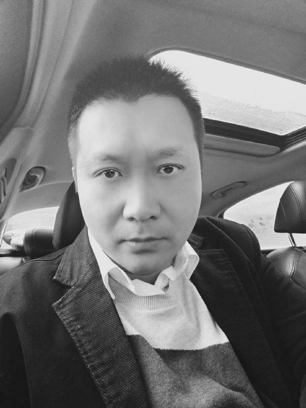 静水寒的第一张照片--荆州相亲服务中心