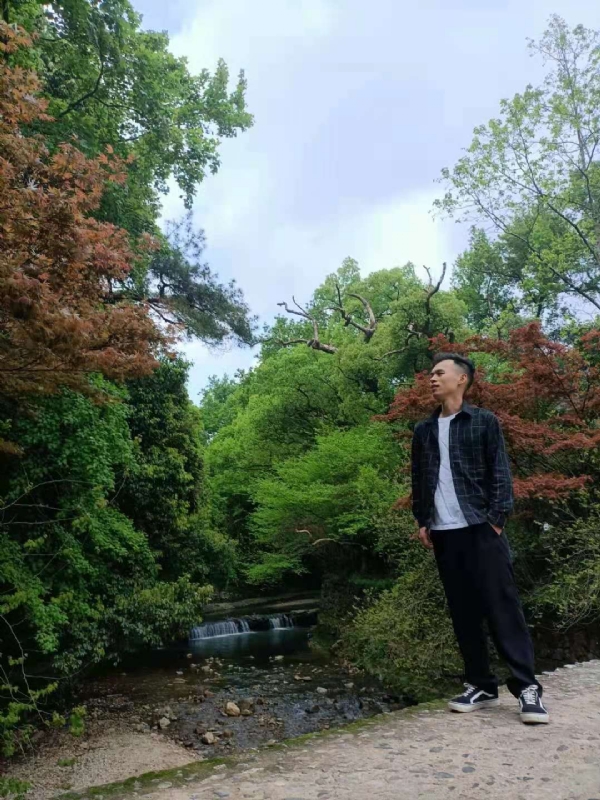 小白的第一张照片--荆州相亲服务中心
