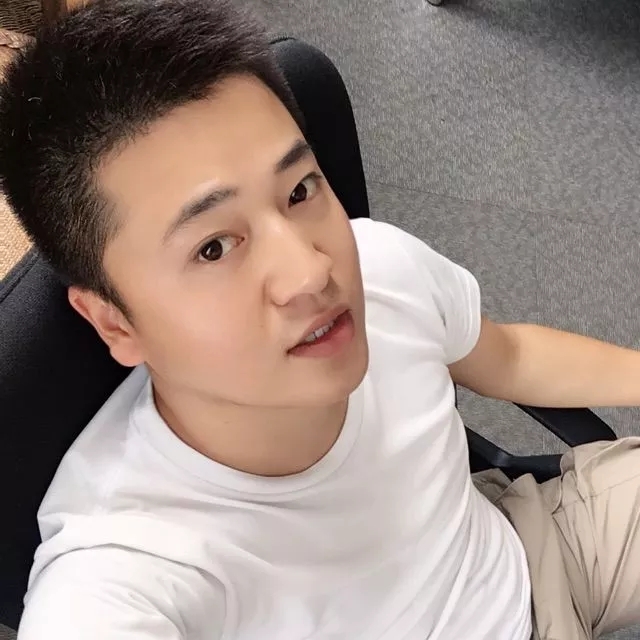 稻草人的第一张照片--荆州相亲服务中心