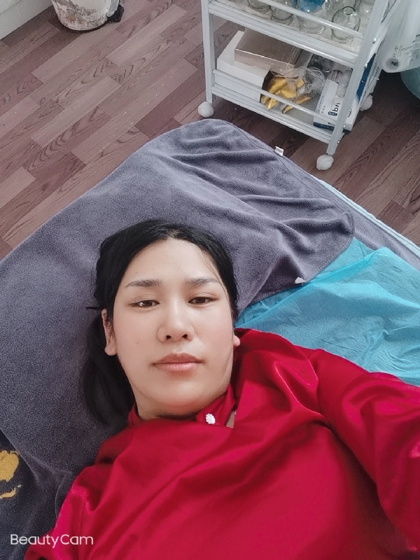 枫叶的第一张照片--荆州相亲服务中心