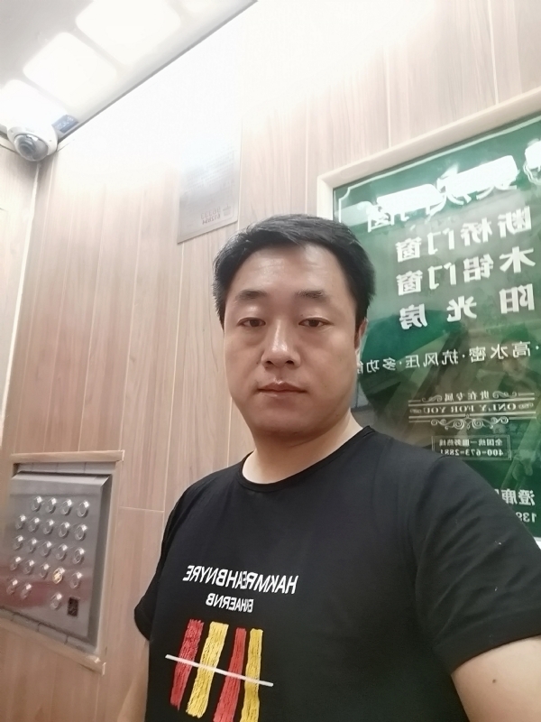 江南烟雨的第一张照片--荆州相亲服务中心