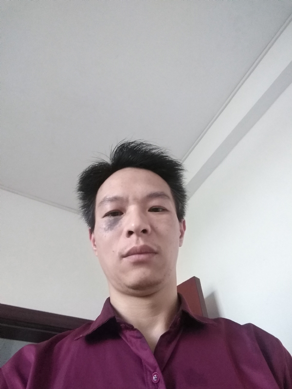 风中落叶的第二张照片--荆州相亲服务中心