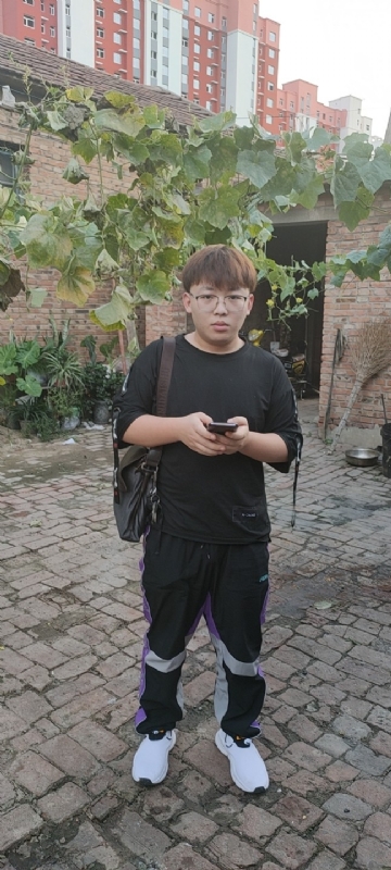 辛禹的第二张照片--荆州相亲服务中心