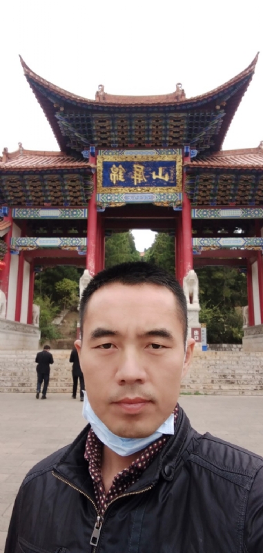 大头鱼的第二张照片--荆州相亲服务中心
