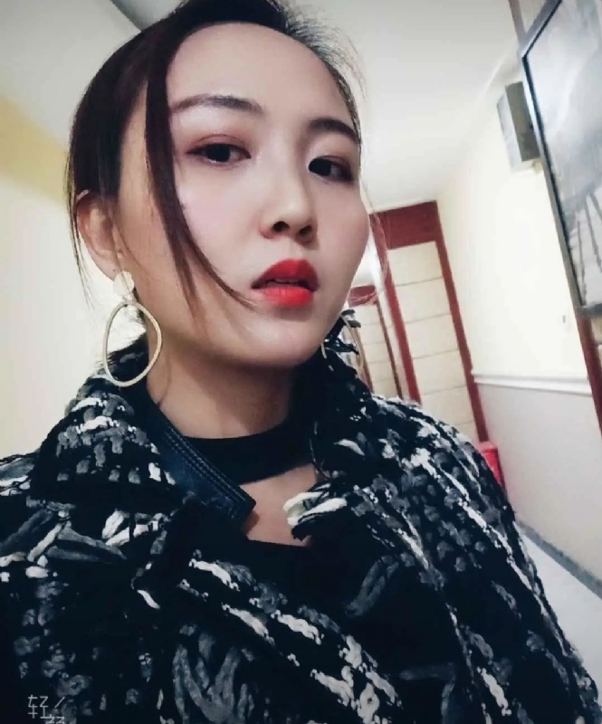 蔡包子的第二张照片--荆州相亲服务中心