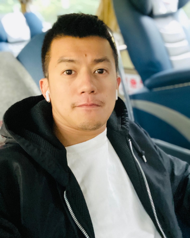 陈赫的第一张照片--荆州相亲服务中心