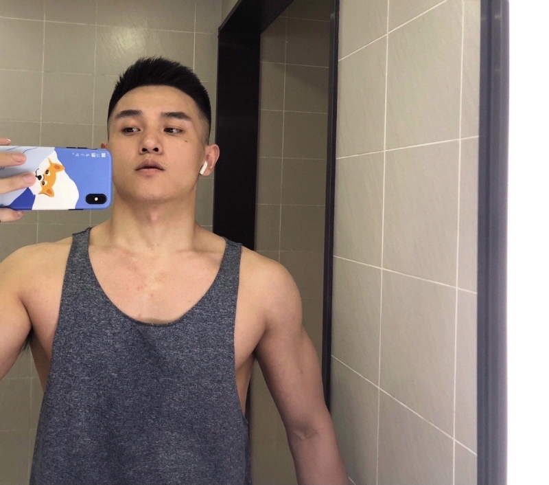 李文亮的第一张照片--荆州相亲服务中心