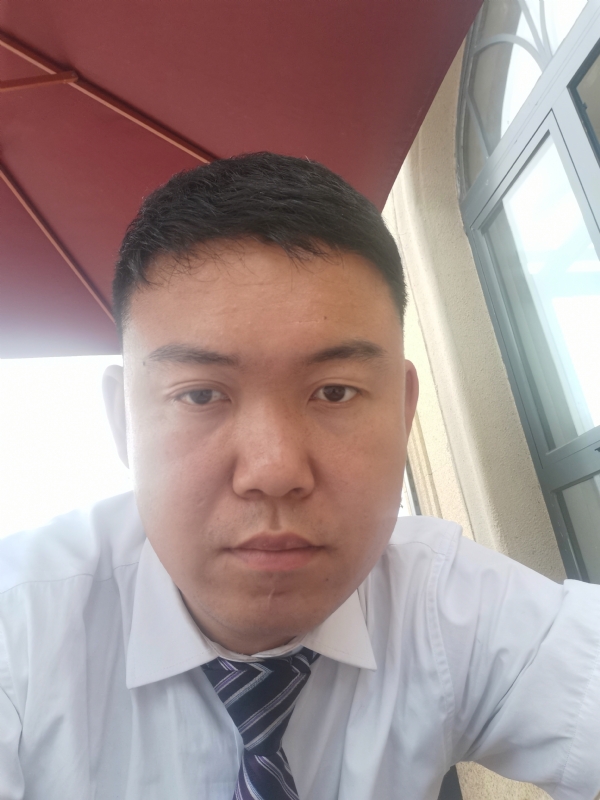 小龙哥的第一张照片--荆州相亲服务中心