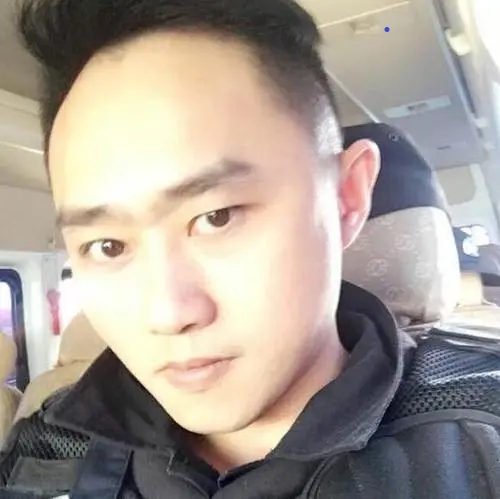 長聊的第一张照片--荆州相亲服务中心