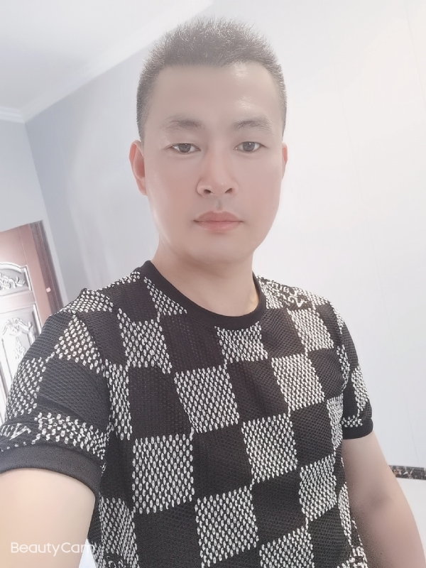 快乐无罪的第二张照片--荆州相亲服务中心