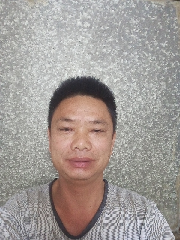 白茫茫的第一张照片--荆州相亲服务中心