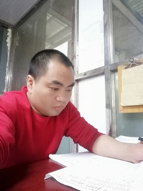 小吴的第一张照片--荆州相亲服务中心