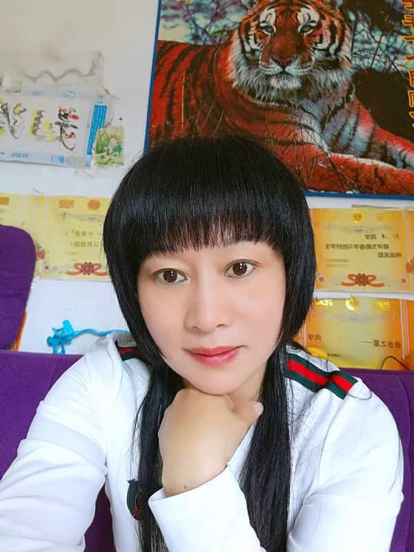 金鱼儿的第二张照片--荆州相亲服务中心