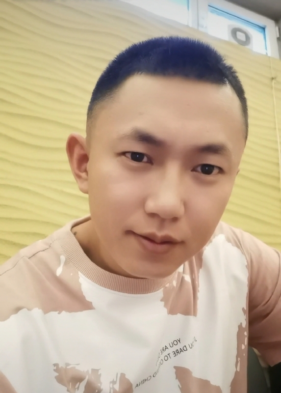 爱意随风起的第一张照片--荆州相亲服务中心