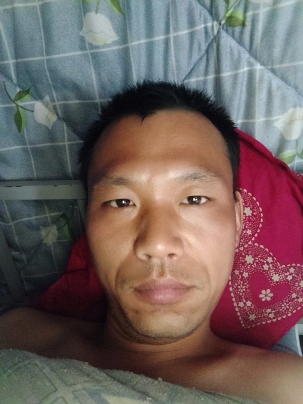 弘扬的第一张照片--荆州相亲服务中心