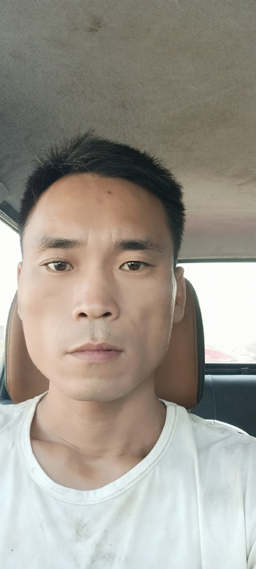 石头的第一张照片--荆州相亲服务中心