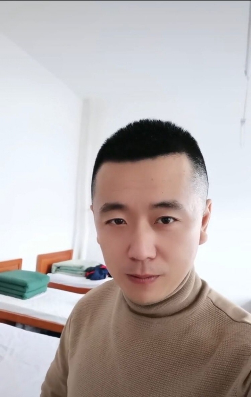 随风的第二张照片--荆州相亲服务中心