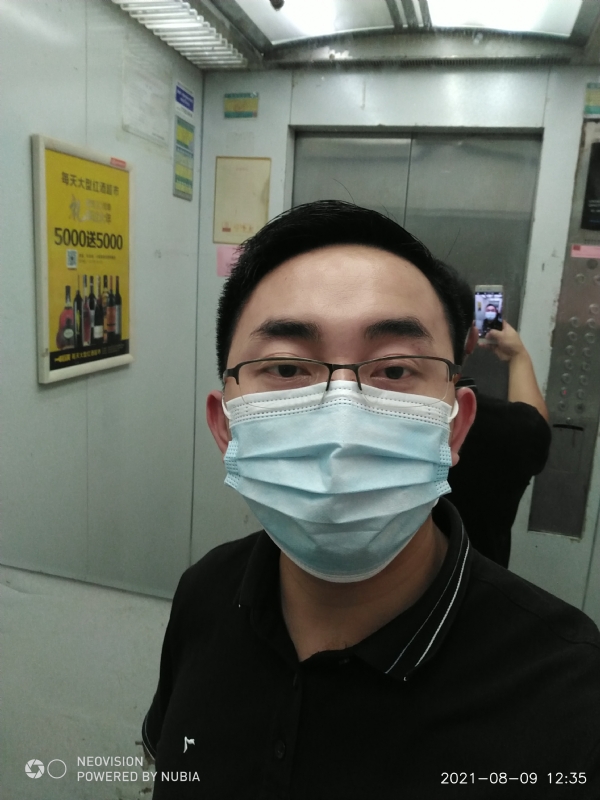 宅男遇上爱的第一张照片--荆州相亲服务中心