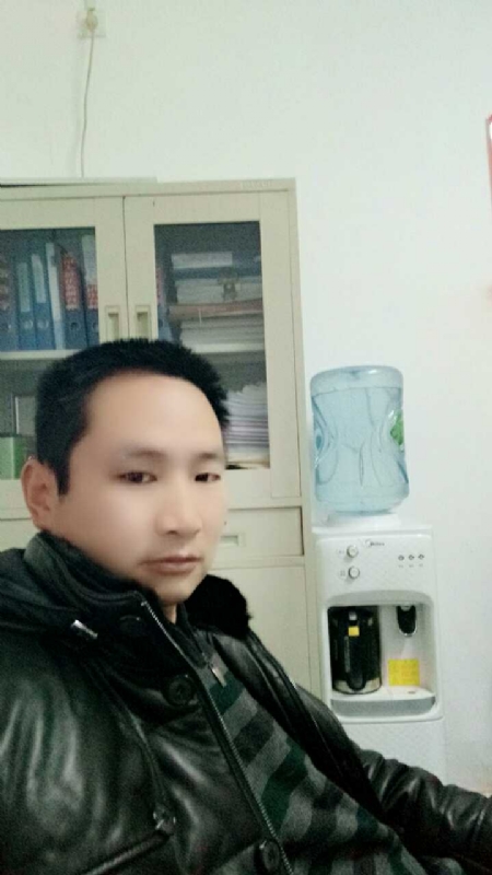 蓝色棒棒糖的第一张照片--荆州相亲服务中心