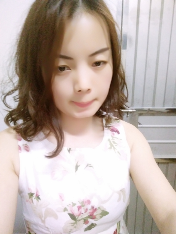 蓝色的鱼的第一张照片--荆州相亲服务中心