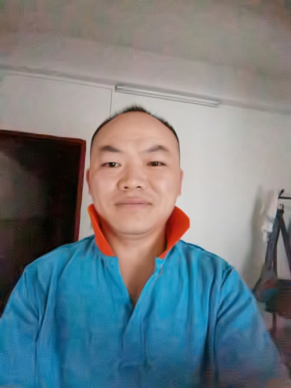 与子携老的第四张照片--荆州相亲服务中心