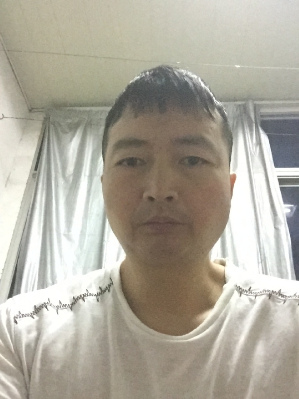无可取代的第一张照片--荆州相亲服务中心