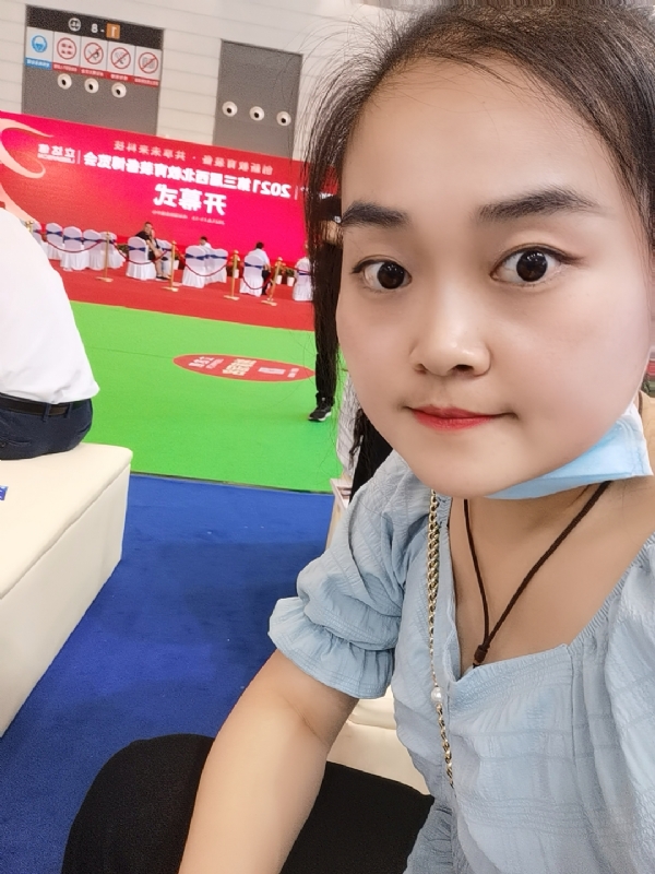 娜娜的第一张照片--荆州相亲服务中心