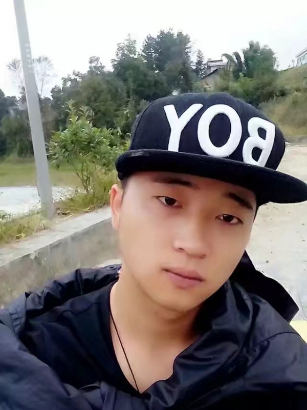 南来北往的第一张照片--荆州相亲服务中心