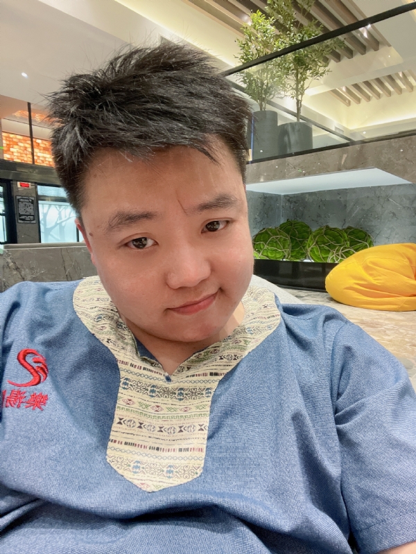 小恶魔的第二张照片--荆州相亲服务中心