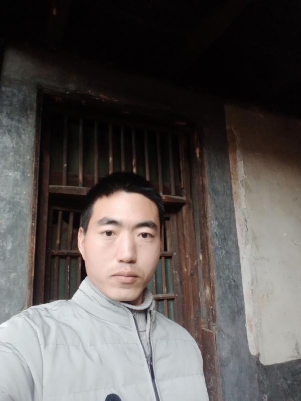 嫁与娶的第一张照片--荆州相亲服务中心