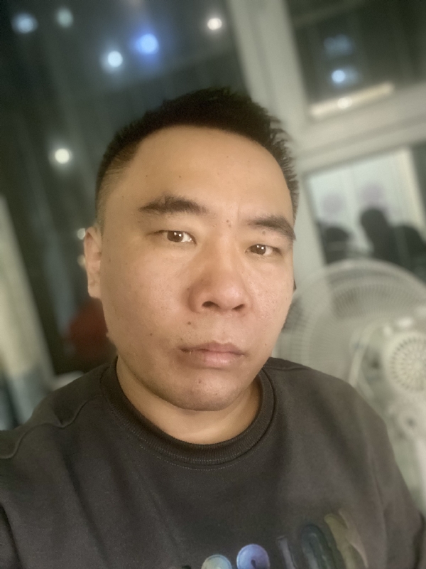 云的第三张照片--荆州相亲服务中心
