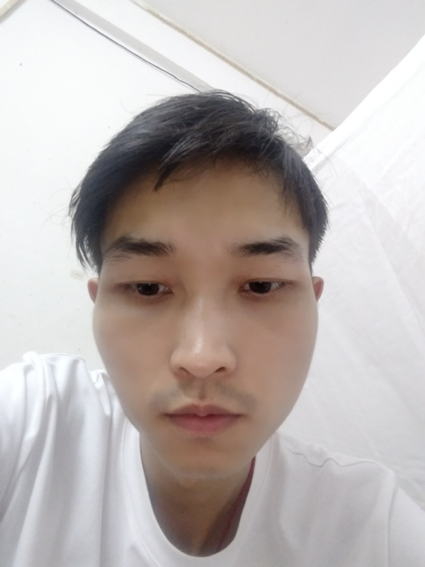 晴天的第二张照片--荆州相亲服务中心