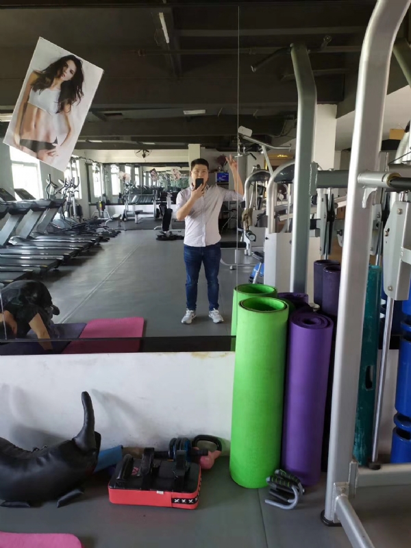 年轻有为健哥的第一张照片--荆州相亲服务中心