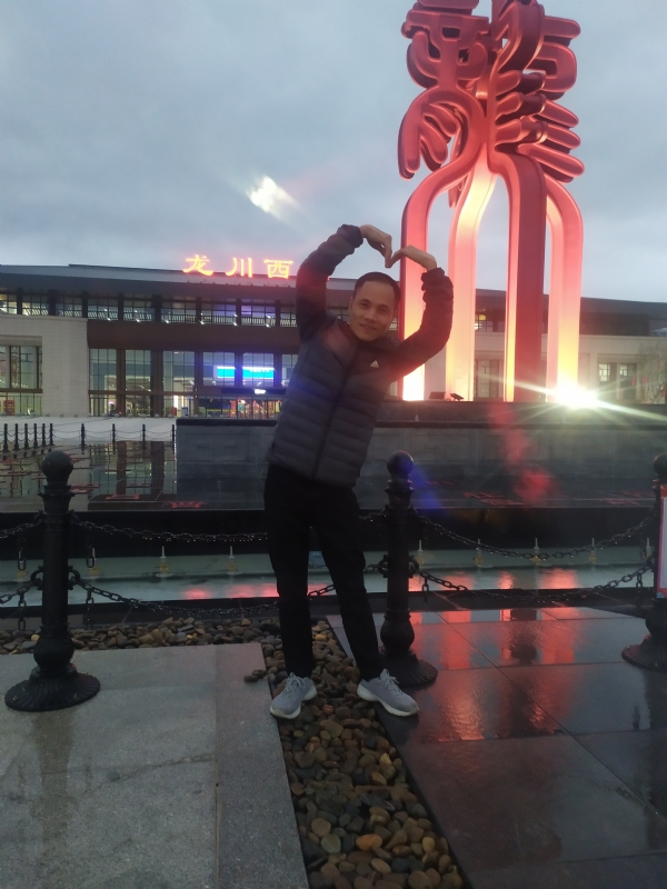 只为遇见你的第一张照片--荆州相亲服务中心