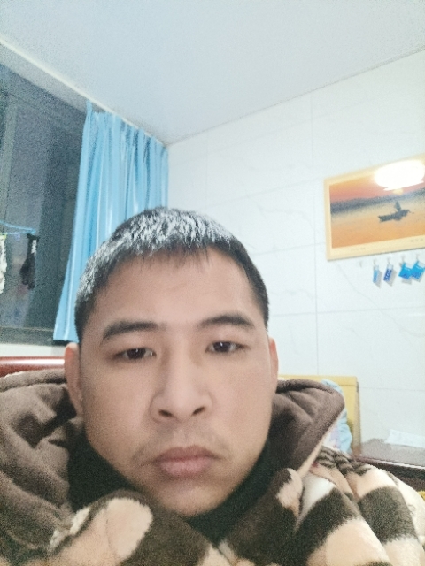 寂寞的第一张照片--荆州相亲服务中心