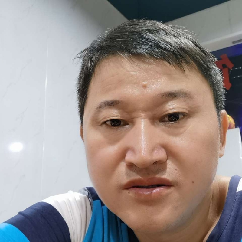 宏宏的第一张照片--荆州相亲服务中心