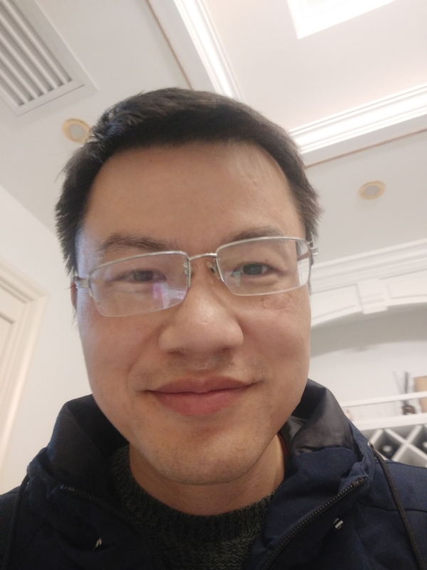 翔翔的第一张照片--荆州相亲服务中心